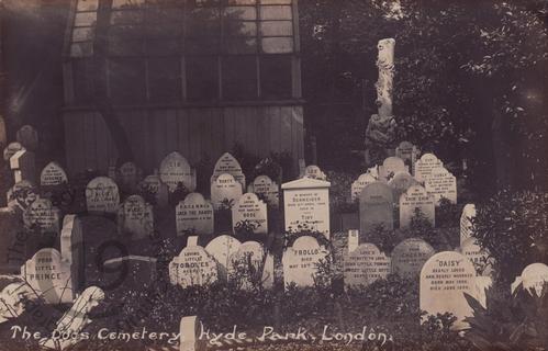 Pet cemetery in Hyde Park, London