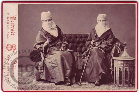 Englishwomen in Turkish dress