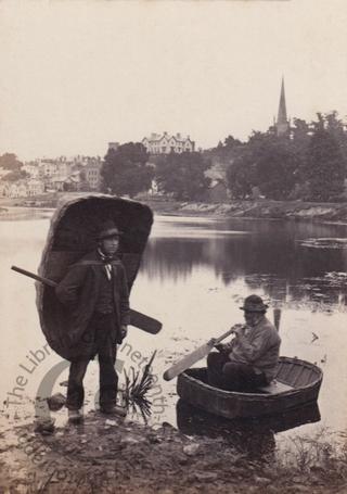 Men with coracles at Ross-on-Wye