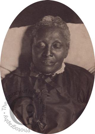 Mrs Della Powell, died 1894