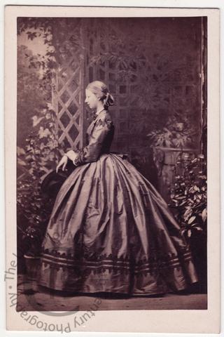 Portrait of Princess Czartoryska (born Margaret of Bourbon Orleans)  (1846-1893), (daughter of the Duke of Nemours) Portrait de la Princesse  Czartoryska (née Marguerite de Bourbon-Orléans ) (1846-1893), fille du duc  de Nemours.