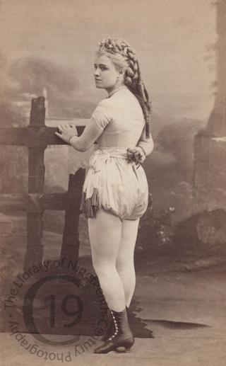 Mlle Stella