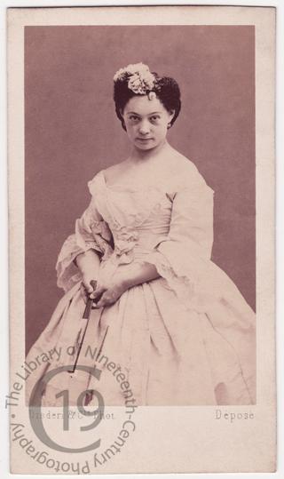 Mme Zina Mérante