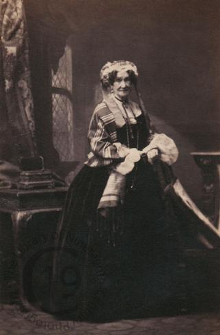 Mrs Robert Mitford