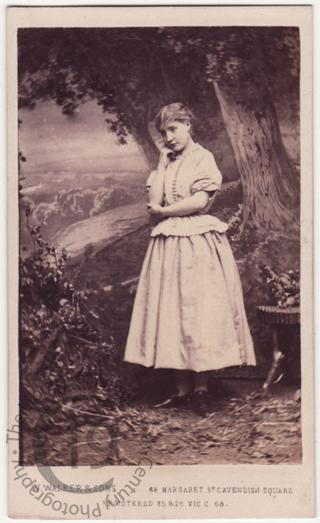 Nelly Moore