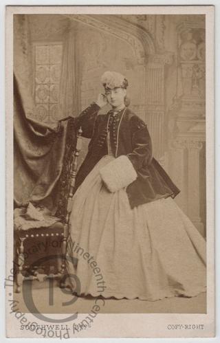 Nelly Burton